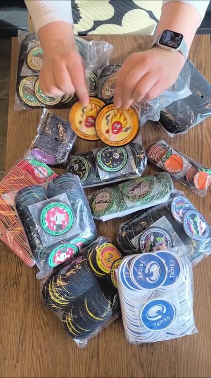 Uudet haalarimerkit ja varastoon täydennetyt vanhat merkit tulee myyntiin pian&hellip;